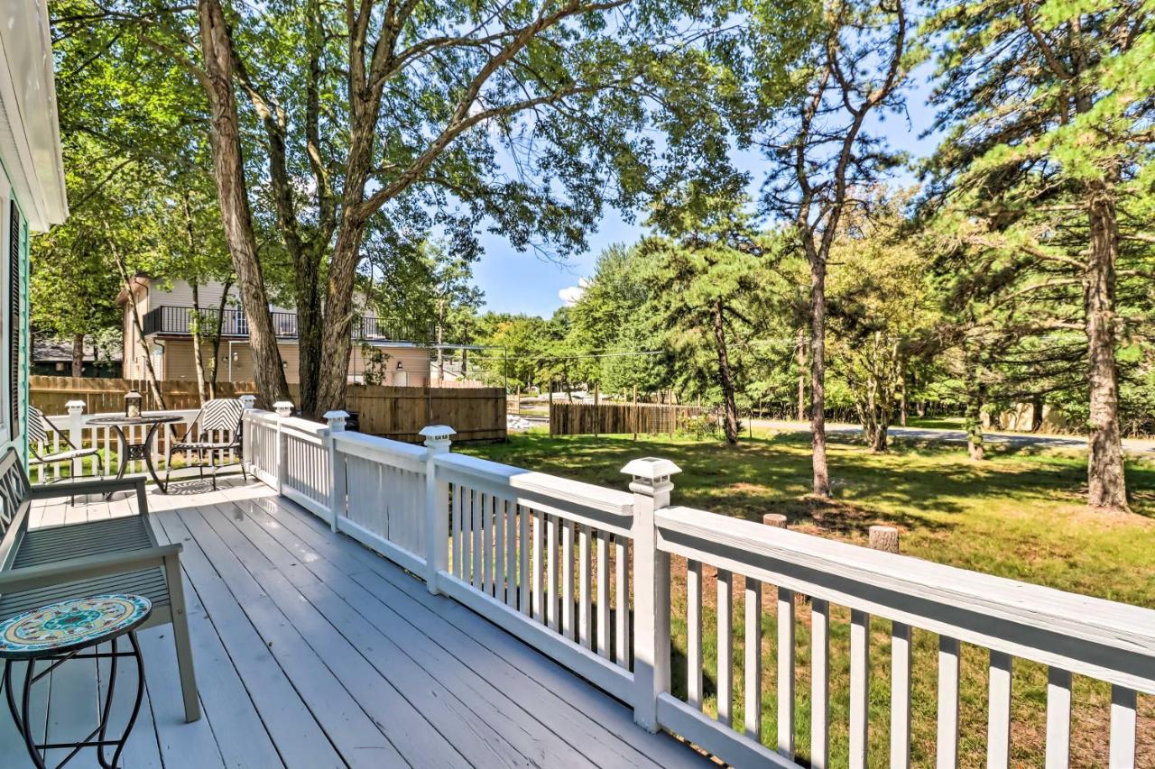 Pocono Mountain Escape With Game Room Walk To Lake! Albrightsville Exterior photo